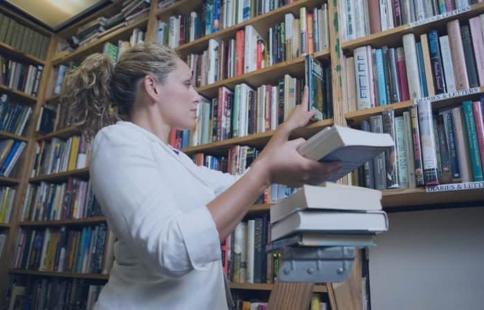 Auxiliar de Archivos, bibliotecas y museos __USC __ Estado __ Universidad Complutense __ Xunta de Galicia