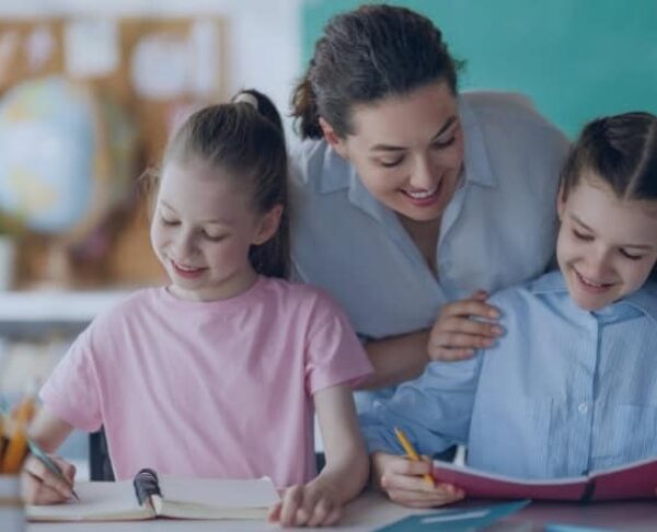 MAESTRO EDUCACIÓN INFANTIL